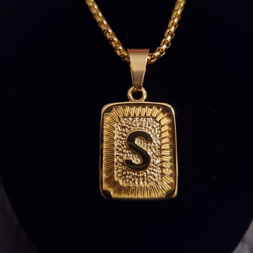 New Gold Plated Initial "S" Box Chain Necklace